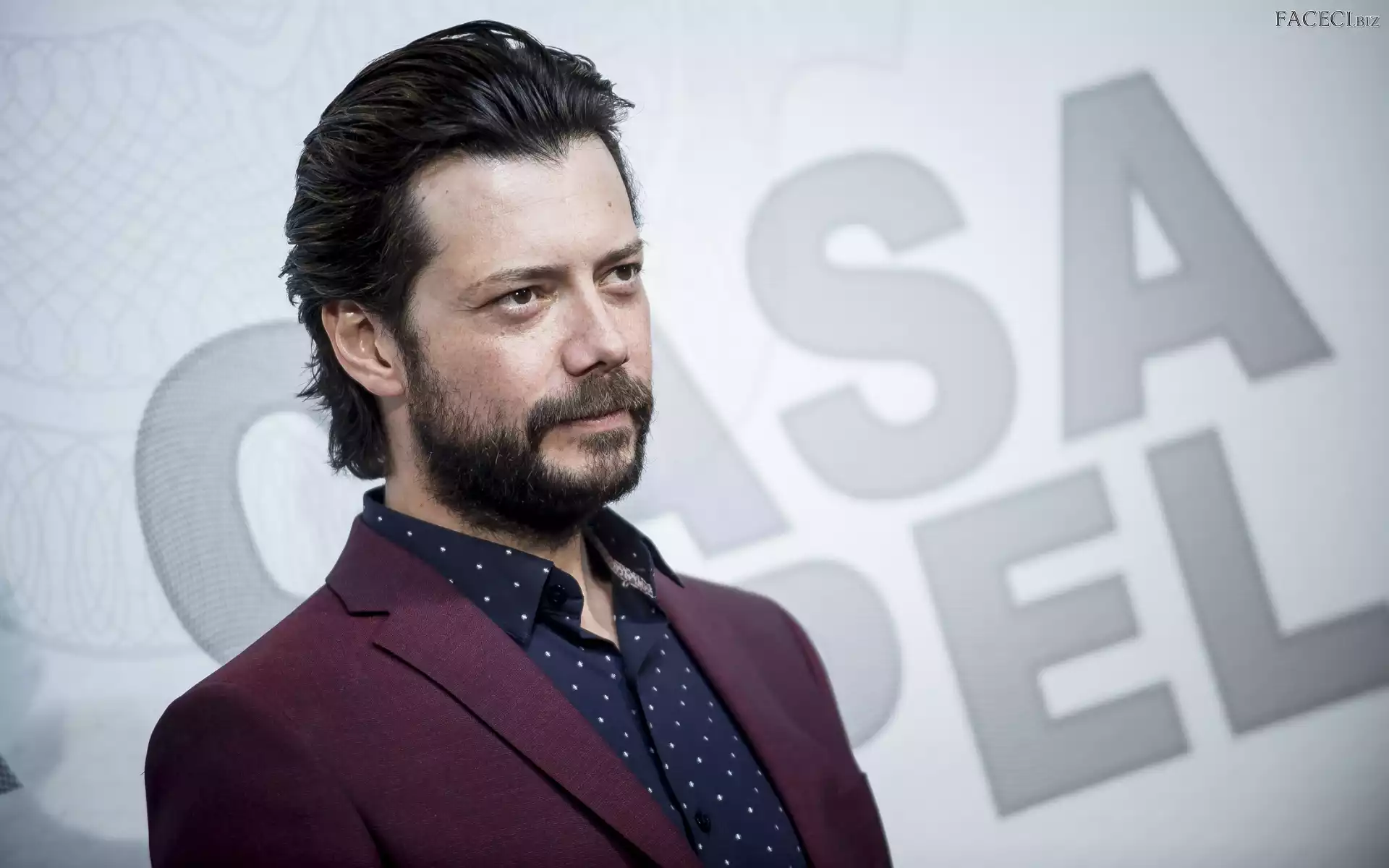 Alvaro Morte, Mężczyzna, Aktor